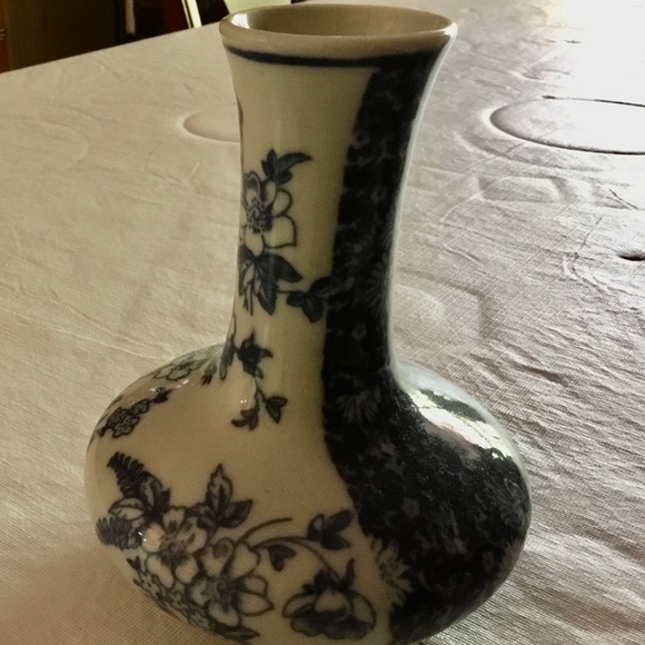 Blue white chinoiserie vase - Picture 3 of 4